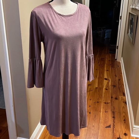 Simply Southern Dress in Lavender, Size Medium - Picture 16 of 17